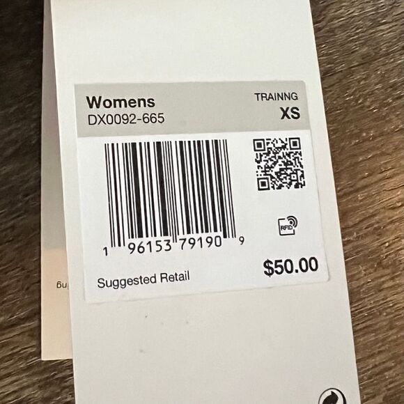 Nike One Women  7" Cosmic Fuchsia Printed Mid-Rise Biker Shorts (DX0092-665) -XS - Picture 8 of 12